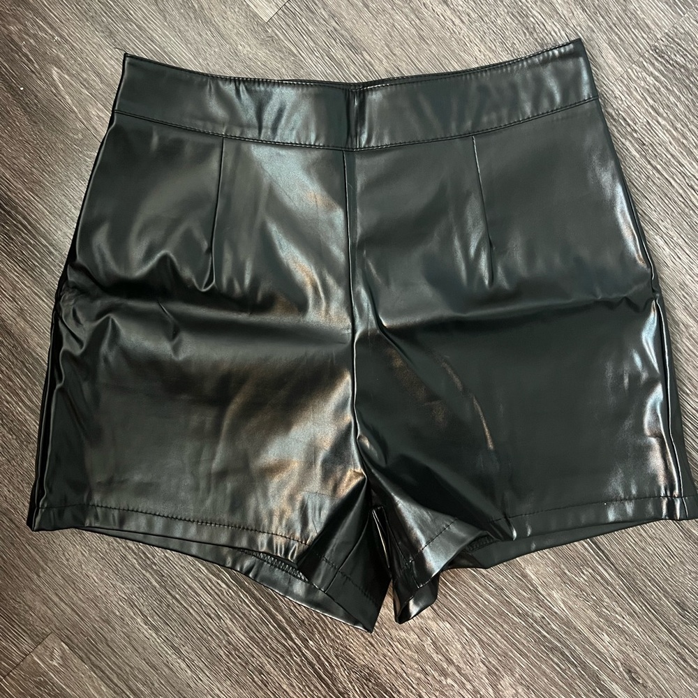 Trendy faux leather shorts!!